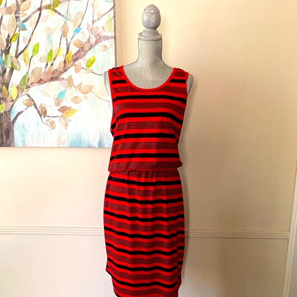 LuLaRoe ❤️“SUMMER”🖤 STRIPED SLEEVELESS DRESS SIZE EXTRA LARGE 🌟NWT🌟 - Picture 4 of 13
